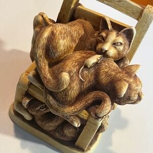 Harmony Kingdom Trinket Box - England